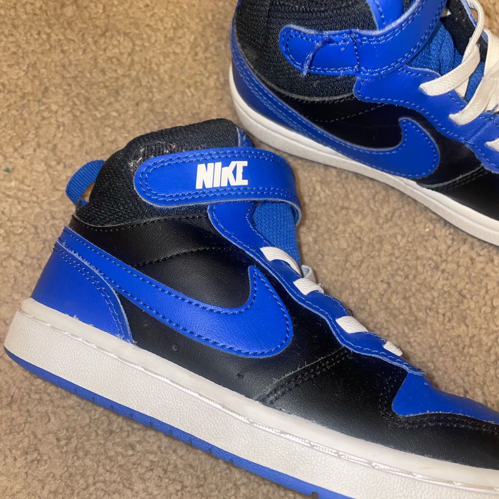 Nikes shoes